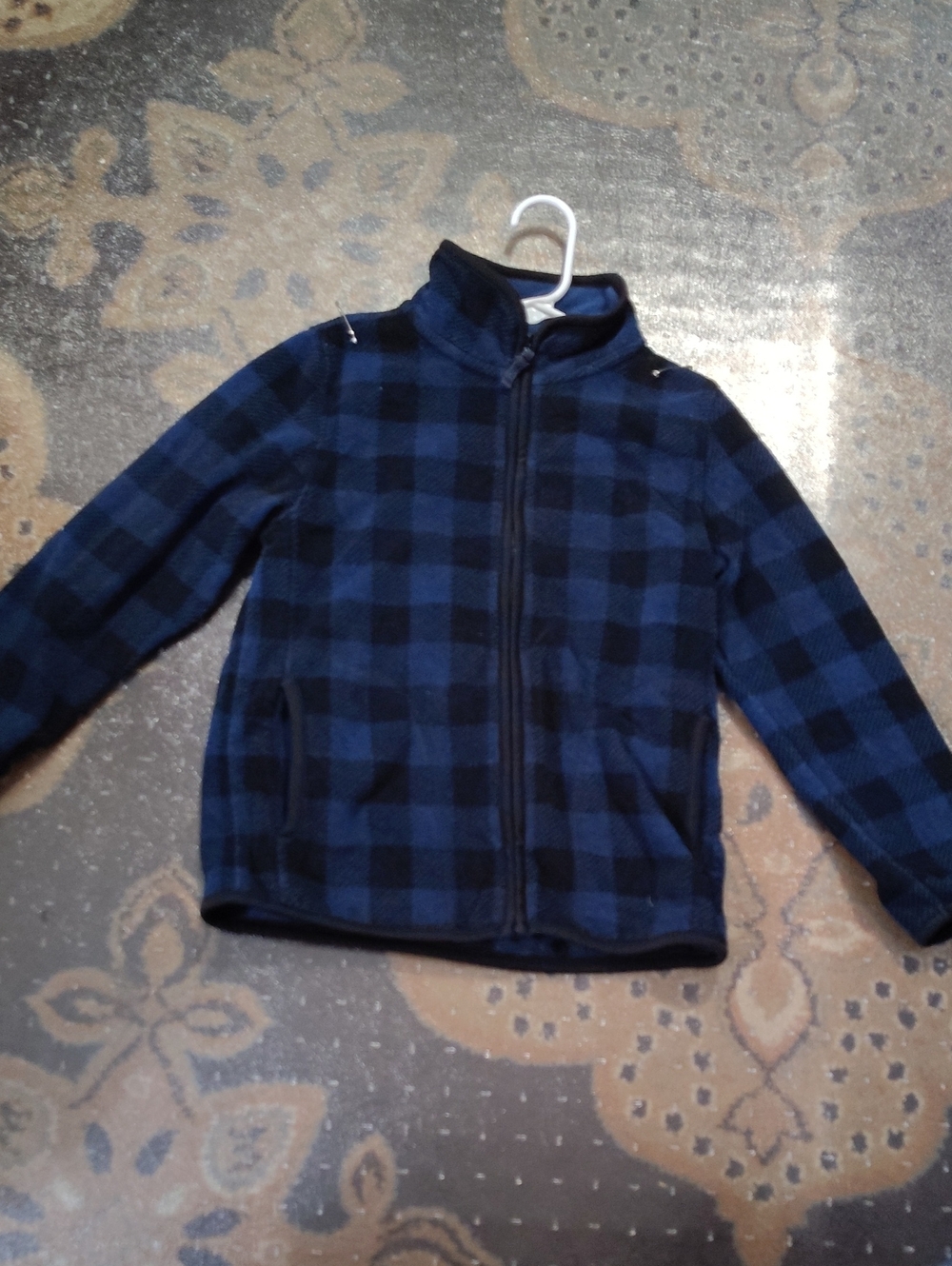 7/8 Uniqlo Fleece Jacket $25